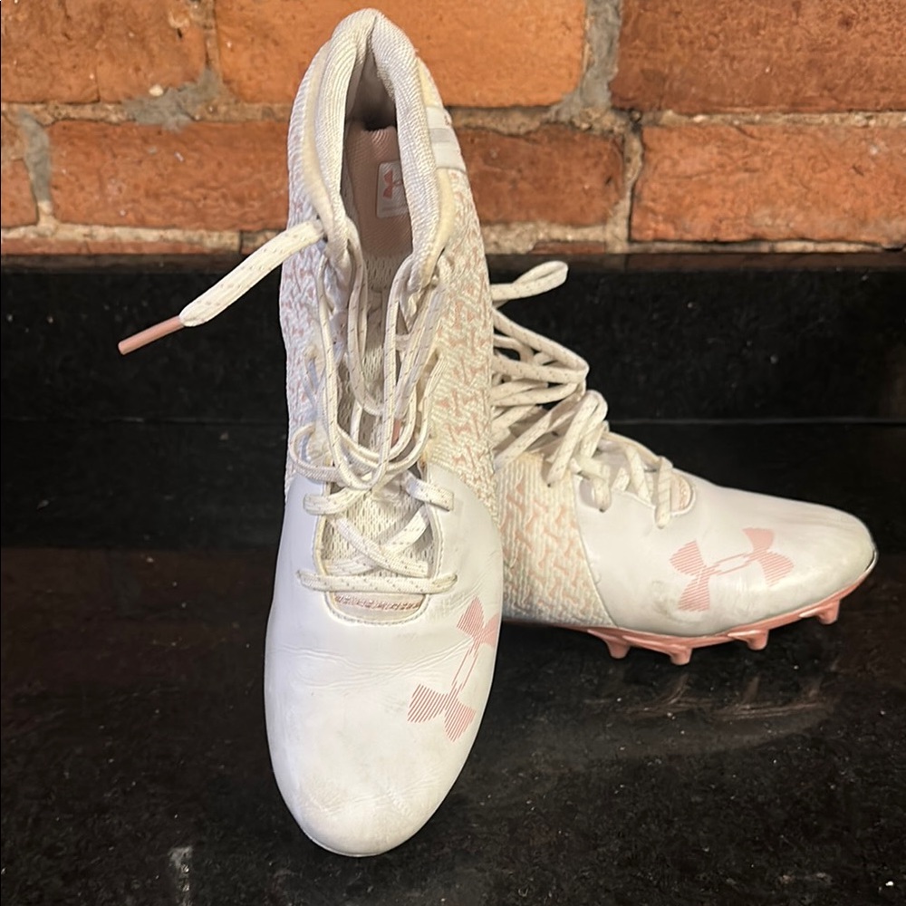 Under Armour Women's Size 11 White and Metallic Rose Gold Lacrosse Turf Shoes